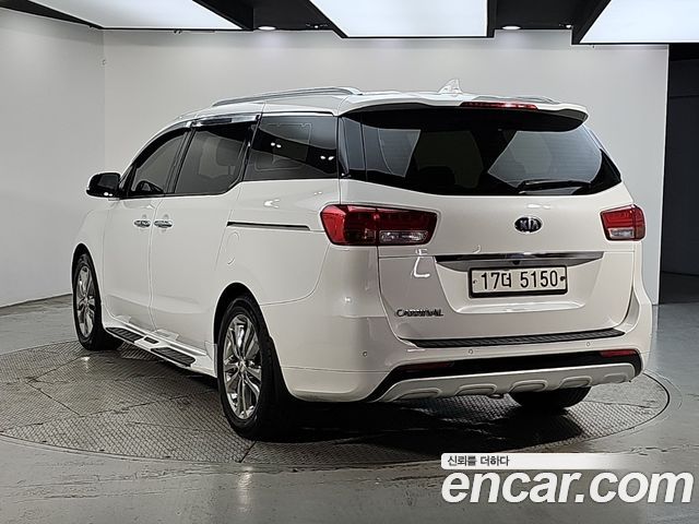 Kia Carnival 9-seater Prestige — пробег 131 626 км — фото 4 из 5