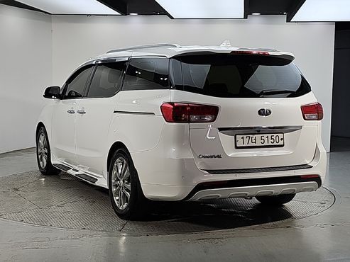 Kia Carnival 9-seater Prestige — пробег 131 626 км — фото 4 из 5