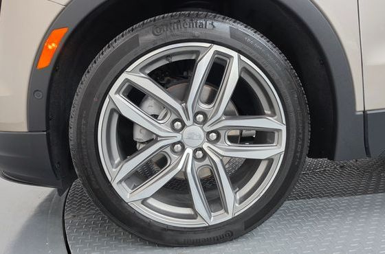 Cadillac XT4 2.0 Sport AWD — пробег 38 735 км — фото 5 из 5