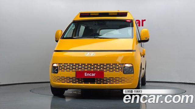 Hyundai Staria L3.5  Kinder Safety Car 11-Seater — пробег 40 673 км — фото 3 из 5