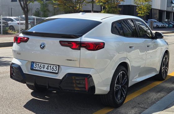 BMW X2 (F39) xDrive 20i M Sport — пробег 4 155 км — фото 2 из 5