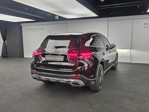 Mercedes-Benz GLC-Class GLC300 4MATIC AMG Line — пробег 7 520 км — фото 2 из 5
