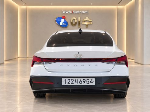 Hyundai AVANTE 1.6 Modern — пробег 42 637 км — фото 4 из 5