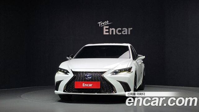 Lexus ES F-Sport — пробег 37 172 км — фото 3 из 5