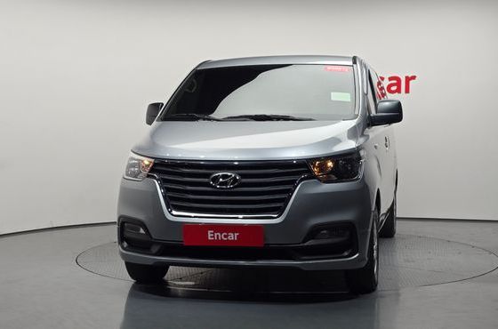 Hyundai Starex Van 3-Seater Smart — пробег 61 497 км — фото 3 из 5