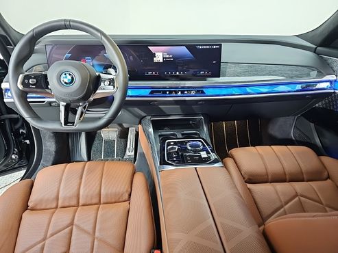 BMW 7-Series 750e xDrive M Sport — пробег 20 754 км — фото 5 из 5