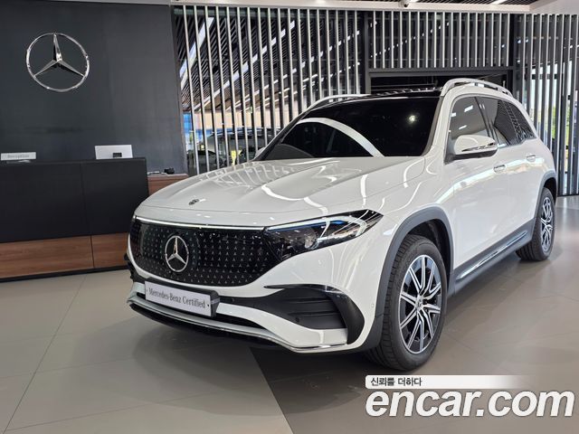 Mercedes-Benz EQB EQB300 4MATIC AMG Line — пробег 6 120 км — фото 1 из 5