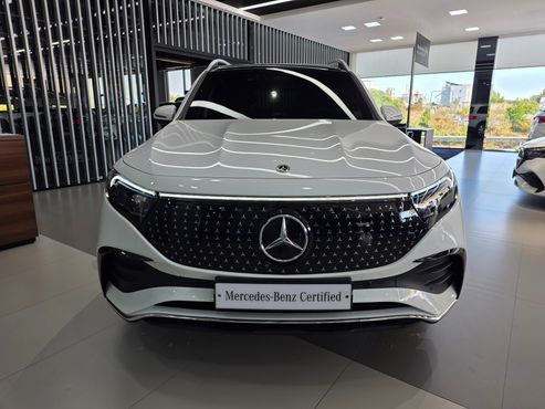 Mercedes-Benz EQB EQB300 4MATIC AMG Line — пробег 6 120 км — фото 3 из 5