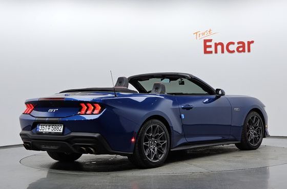 Ford Mustang 5.0 GT Premium Convertible — пробег 20 133 км — фото 2 из 5