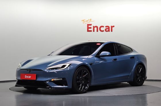 Tesla Model S Plaid — пробег 3 416 км — фото 1 из 5