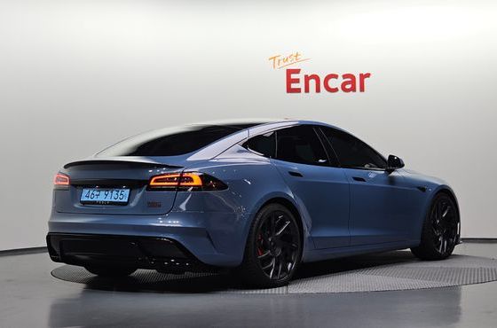 Tesla Model S Plaid — пробег 3 416 км — фото 2 из 5