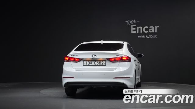 Hyundai AVANTE из Кореи Encar