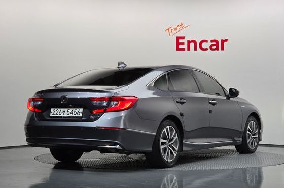 Honda Accord 2.0 Hybrid Touring — пробег 221 117 км — фото 2 из 5