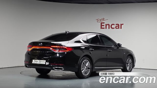 Hyundai Grandeur Premium — пробег 74 261 км — фото 2 из 5