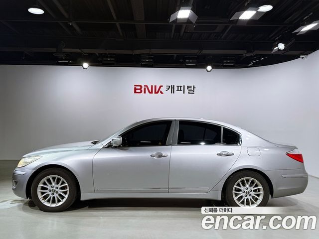 Hyundai Genesis из Кореи Encar