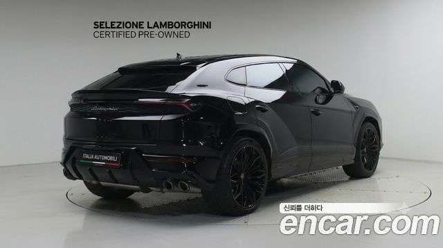 Lamborghini Urus 4.0 V8 SE — пробег 3 216 км — фото 2 из 5