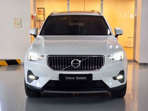 Volvo XC40 B4 Ultra Bright — пробег 5 557 км — фото 3 из 5
