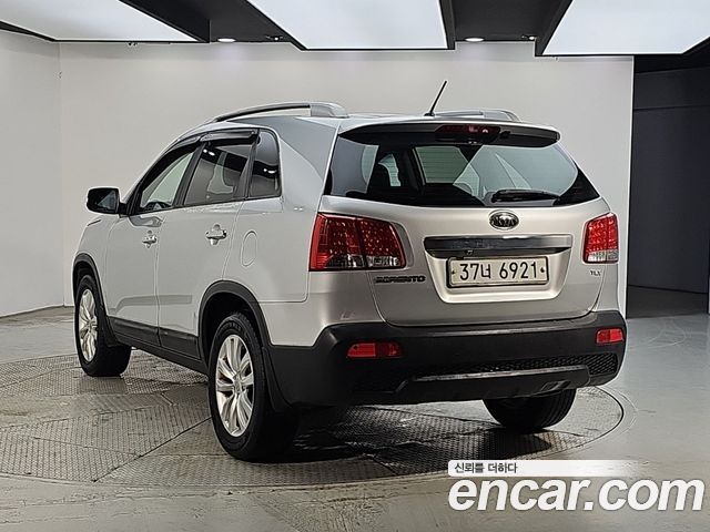 Kia Sorento Diesel 2.0 2WD TLX High-Deluxe — пробег 199 000 км — фото 3 из 5