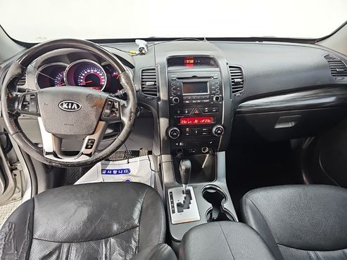Kia Sorento Diesel 2.0 2WD TLX High-Deluxe — пробег 199 000 км — фото 5 из 5