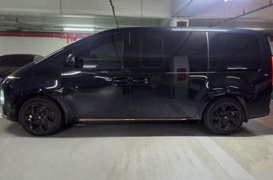Hyundai Staria HEV 1.6T Limousine 9-Seater Inspiration — пробег 1 154 км — фото 4 из 5