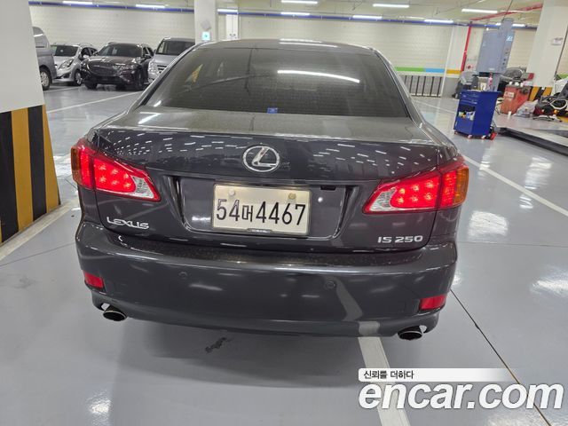 Lexus IS Premium XE20 — пробег 137 483 км — фото 4 из 5