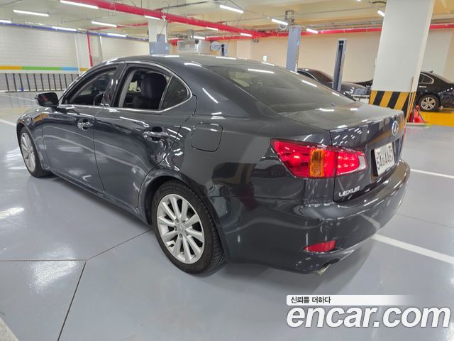 Lexus IS Premium XE20 — пробег 137 483 км — фото 5 из 5