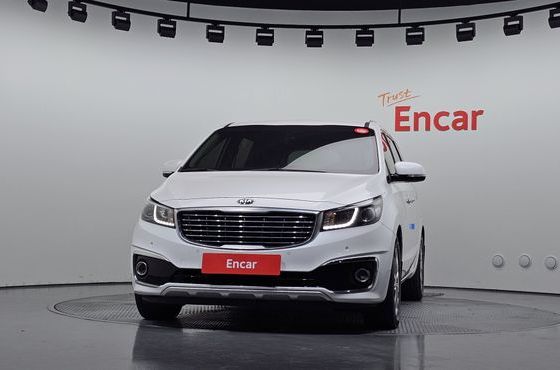 Kia Carnival 9-seater Noblesse — пробег 108 851 км — фото 3 из 5
