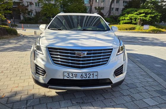 Cadillac XT5 3.6 Platinum — пробег 98 617 км — фото 1 из 5