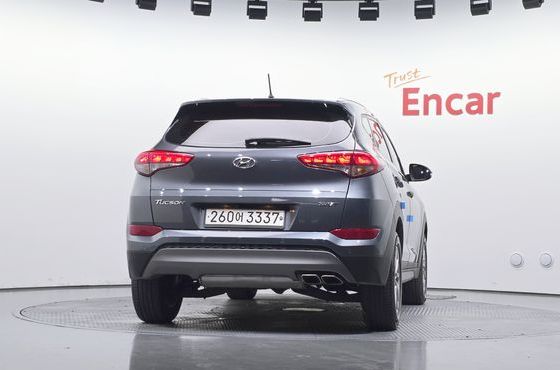 Hyundai Tucson Diesel 2.0 2WD Modern — пробег 77 486 км — фото 4 из 5