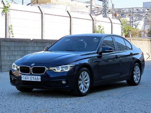 BMW 3-Series 320d xDrive — пробег 78 508 км — фото 2 из 5