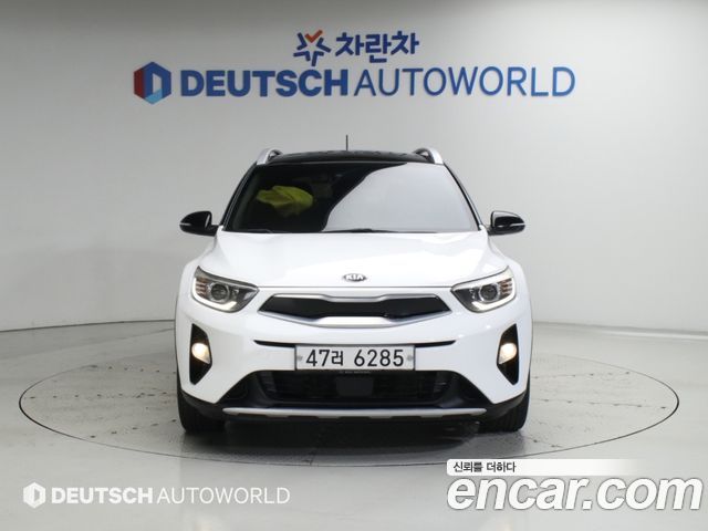 Kia Stonic 1.4 Prestige — пробег 107 744 км — фото 3 из 5