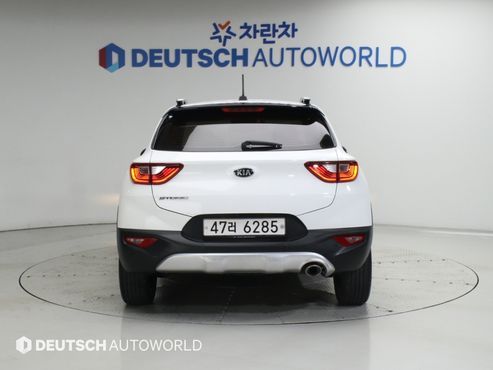 Kia Stonic 1.4 Prestige — пробег 107 744 км — фото 4 из 5