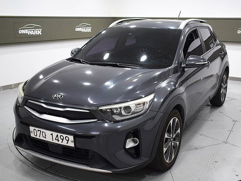 Kia Stonic Diesel 1.6 Prestige — пробег 247 000 км — фото 1 из 5