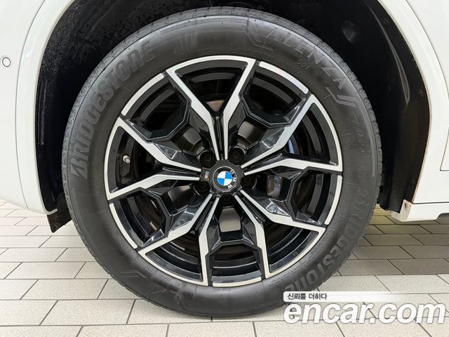 BMW X4 xDrive20i M Sport — пробег 32 888 км — фото 5 из 5