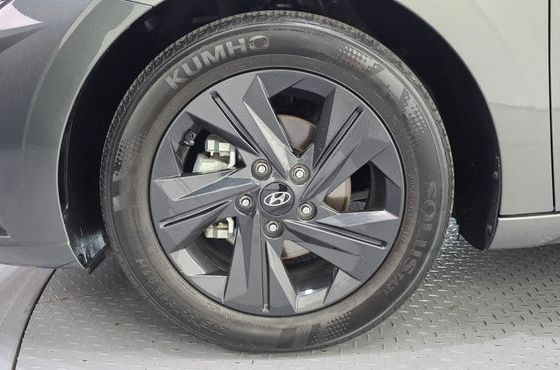 Hyundai AVANTE 1.6 Modern — пробег 71 087 км — фото 5 из 5
