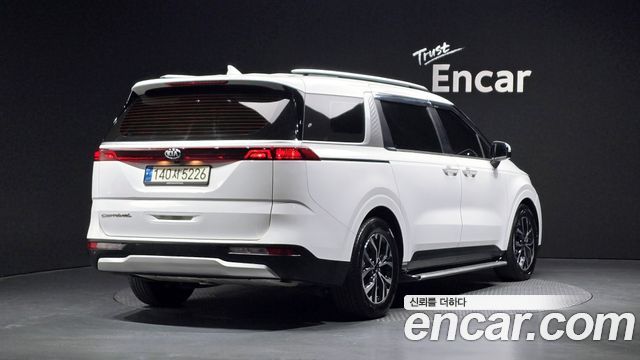 Kia Carnival из Кореи Encar