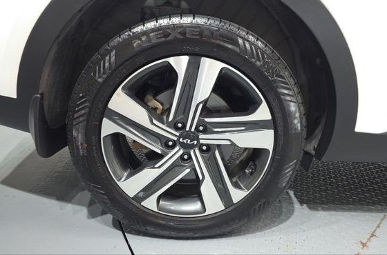 Kia Sorento HEV 1.6 2WD Prestige — пробег 78 055 км — фото 5 из 5