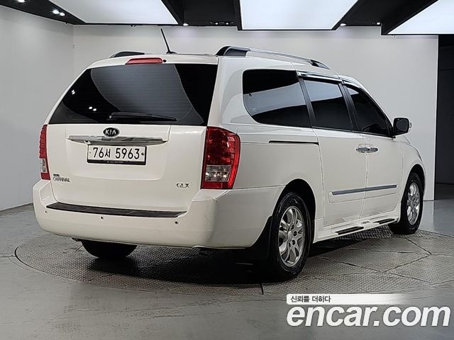 Kia Carnival Grand Carnival GLX Premium — пробег 168 527 км — фото 4 из 5