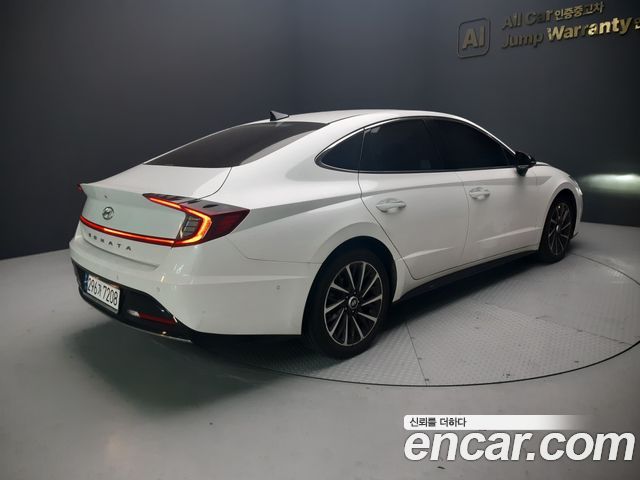 Hyundai Sonata 2.0 Premium Plus — пробег 135 000 км — фото 2 из 5