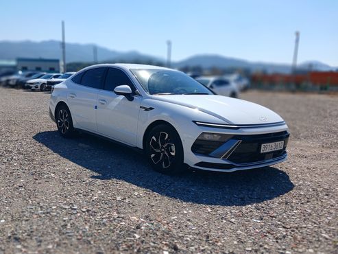 Hyundai Sonata 2.0 Exclusive — пробег 30 200 км — фото 2 из 5