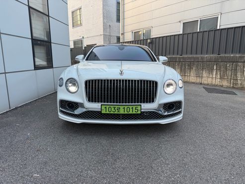 Bentley Flying Spur 4.0 — пробег 21 251 км — фото 3 из 5