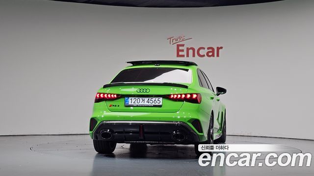 Audi RS3 2.5 TFSI Quattro Carbon Edition — пробег 1 013 км — фото 4 из 5