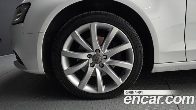 Audi A4 из Кореи Encar