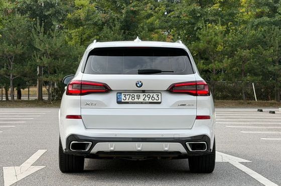 BMW X5 xDrive 45e M Sport — пробег 94 563 км — фото 4 из 5