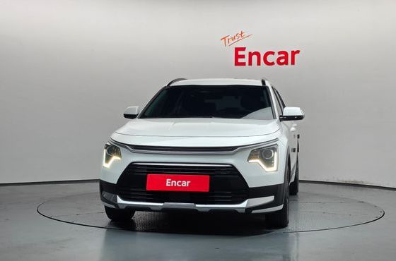 Kia Niro Prestige — пробег 45 362 км — фото 3 из 5