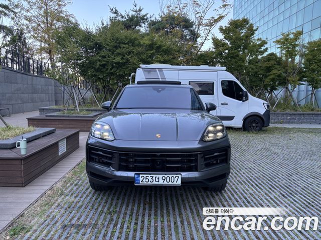 Porsche Cayenne 3.0 — пробег 12 640 км — фото 1 из 3