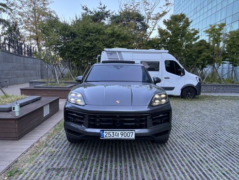 Porsche Cayenne 3.0 — пробег 12 640 км — фото 1 из 3