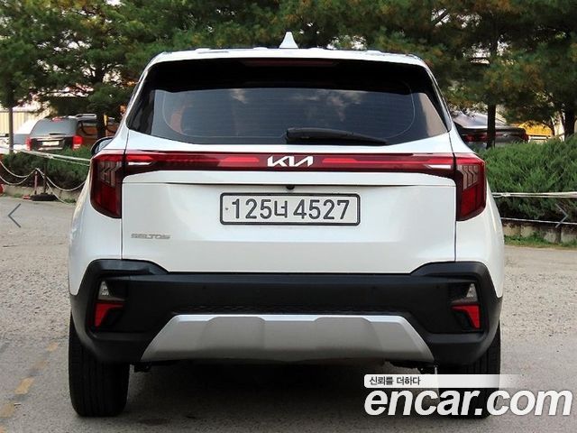 Kia Seltos из Кореи Encar