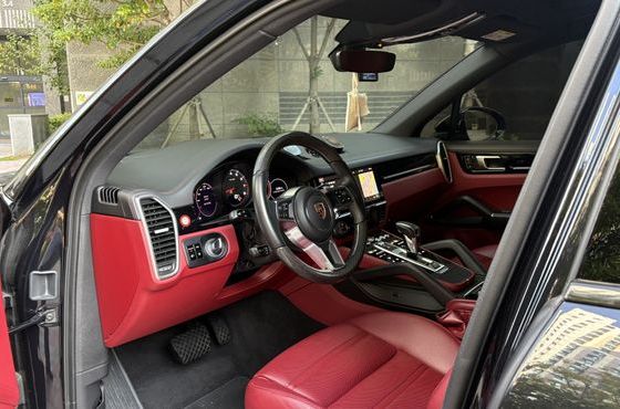 Porsche Cayenne 3.0 — пробег 34 350 км — фото 2 из 5