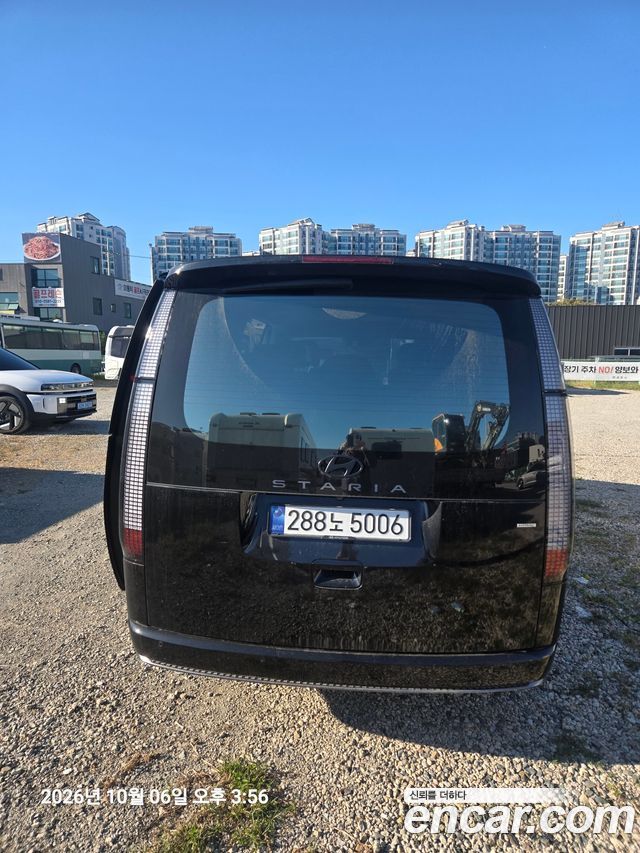 Hyundai Staria HEV 1.6T Lounge 9-Seater Inspiration — пробег 13 700 км — фото 4 из 5